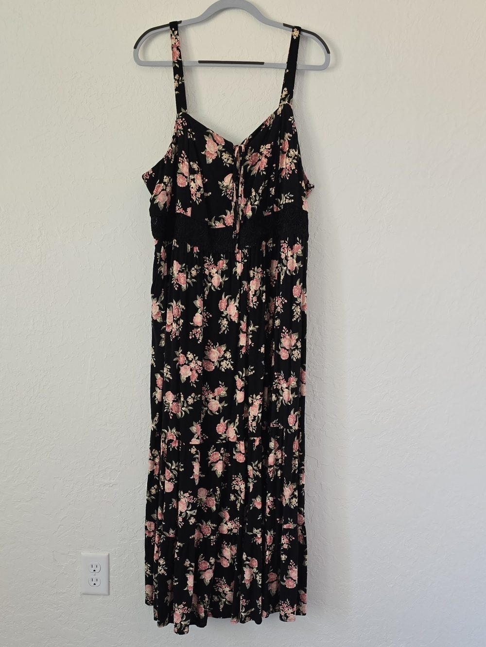 NWOT Floral Torrid Spaghetti Strap Maxi Dress size 3x